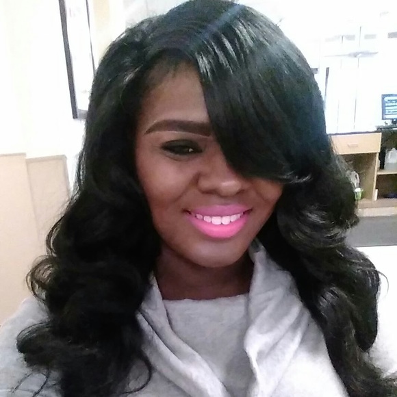 Meet your Posher, Belinda - Picture 1 of 1